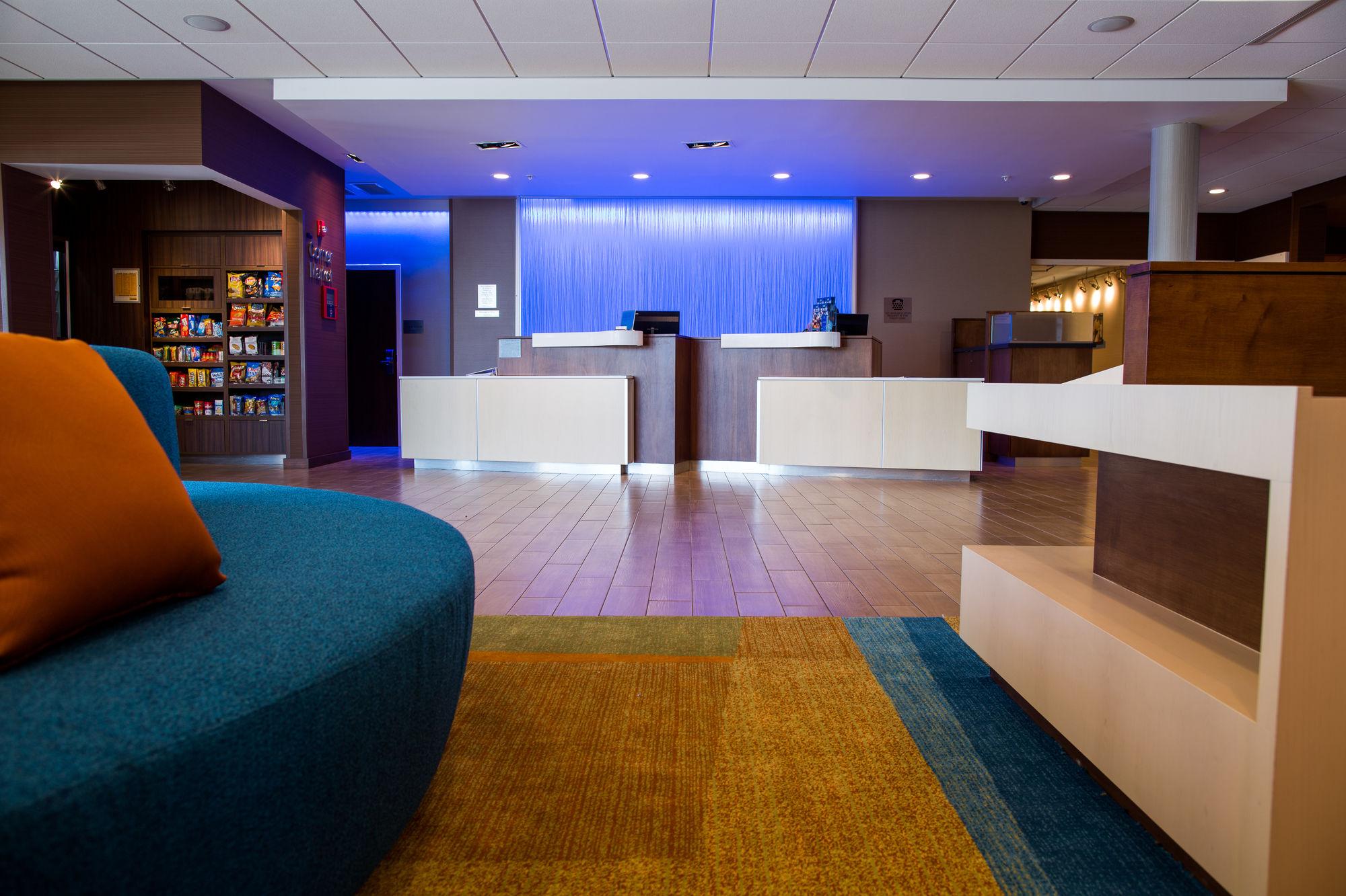 Fairfield Inn & Suites By Marriott Lincoln Southeast Exteriör bild