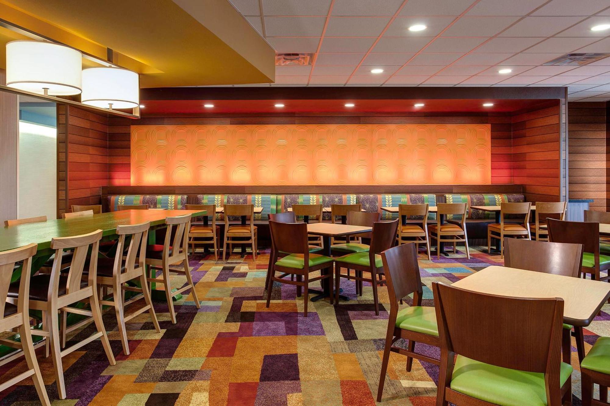 Fairfield Inn & Suites By Marriott Lincoln Southeast Exteriör bild