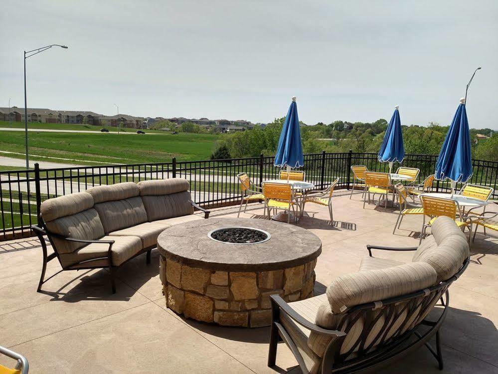 Fairfield Inn & Suites By Marriott Lincoln Southeast Exteriör bild