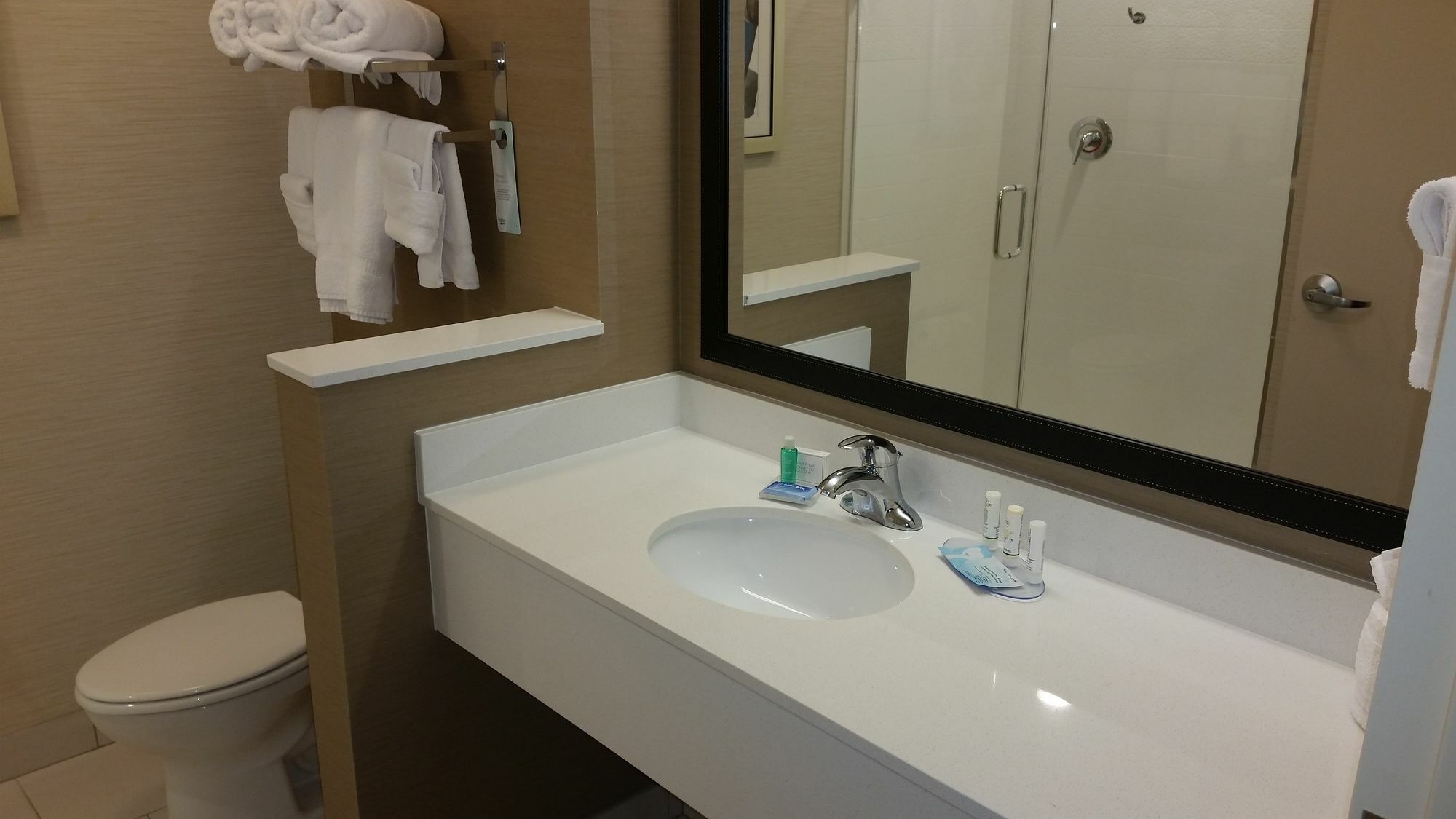 Fairfield Inn & Suites By Marriott Lincoln Southeast Exteriör bild